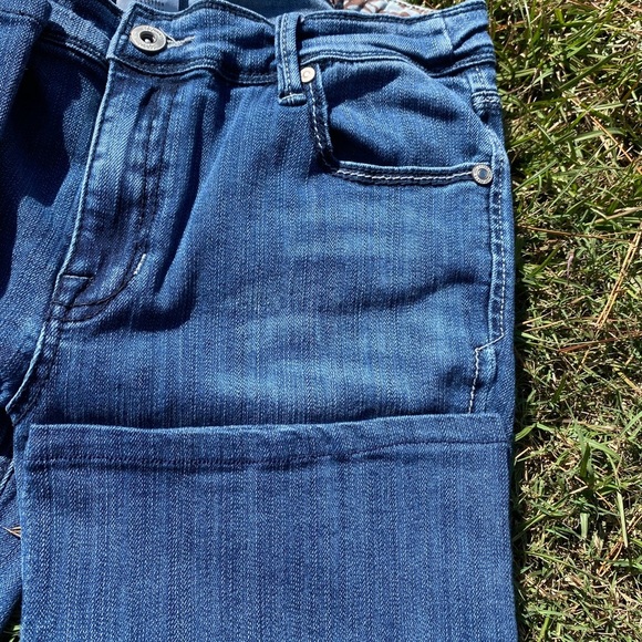 Mid Rise Boot Cut Jeans | Stretch| 32x28 | size 10 | Medium Weight| EUC - Picture 7 of 12